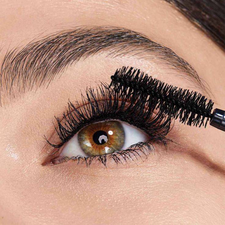 Maybelline Pumped Up Colossal Volum' Express Mascara Glam Black 214 product image